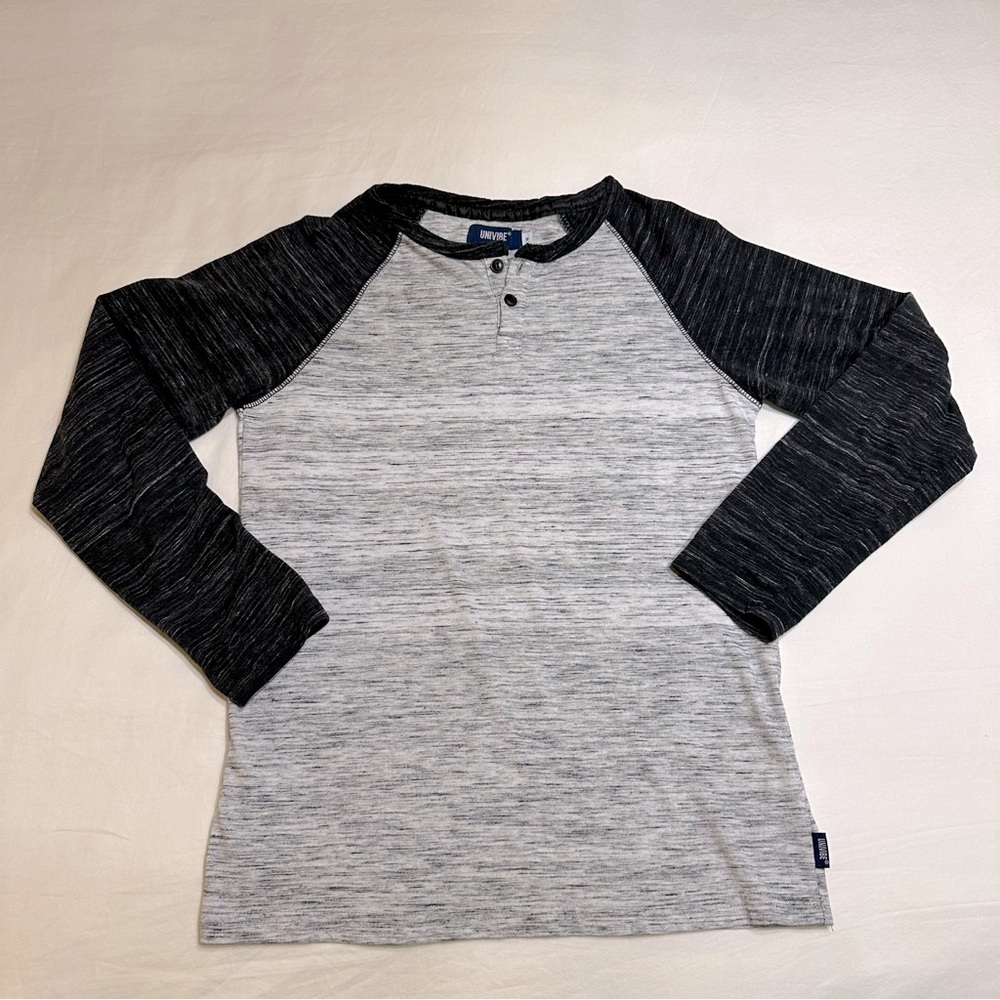 Univibe Boy’s Gray & Black Henley Long Sleeve Space Dye Shirt Medium